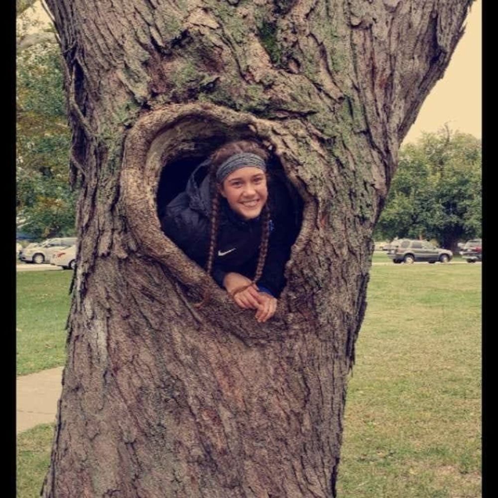 Meet your Posher, Becky